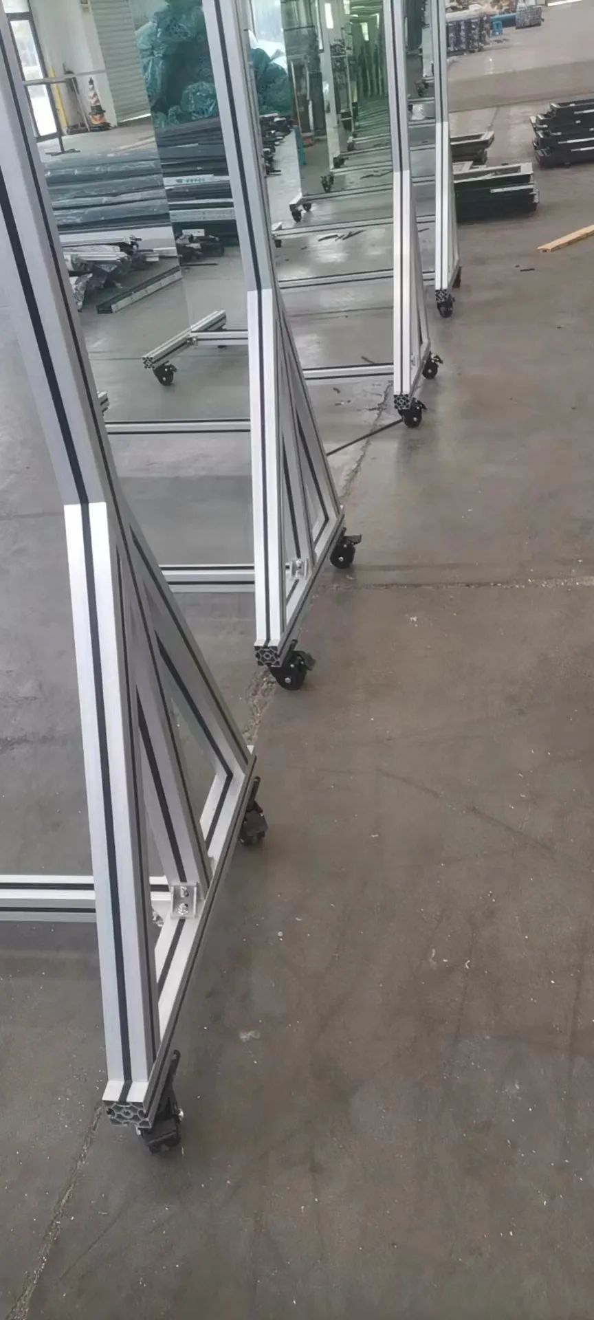 C-Type Symmetry Mirror